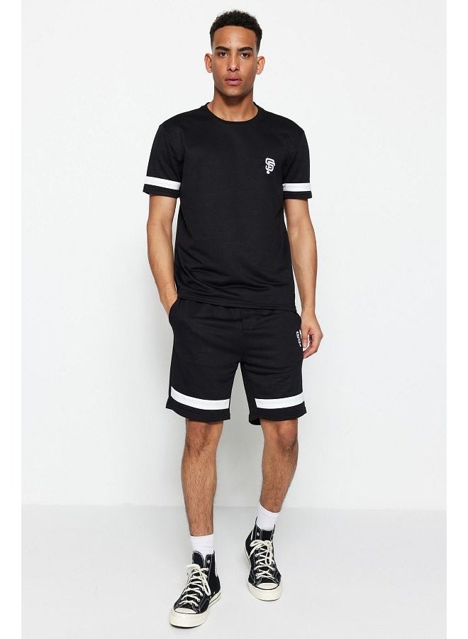 trendyol Black Tracksuit Set Regular Cut Embroidered Contrast Paneled T-Shirt/Shorts TMNSS21EM0077  - Image 2