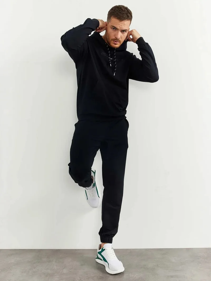تومي لايف TOMMY Oversized Hooded Sweatshirt And Pants Set