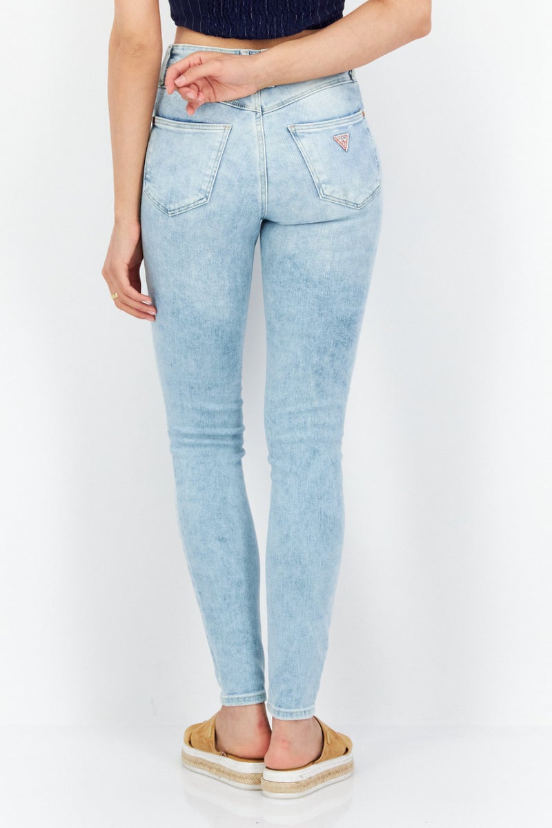 GUESS Women Skinny Fit Stretchable Washed Jeans, Blue - Image 2