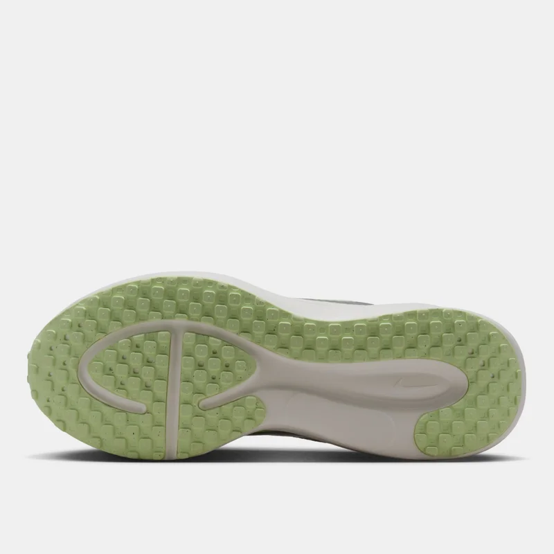 Nike Women's Revolution 8 Running Shoes