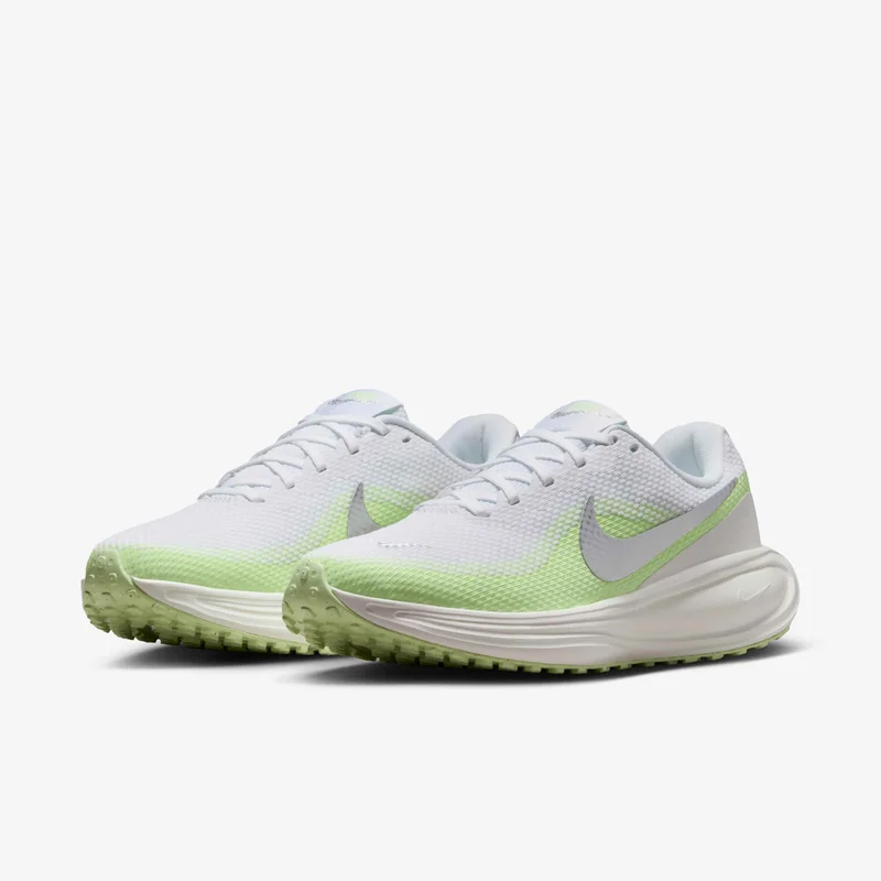 Nike Women's Revolution 8 Running Shoes
