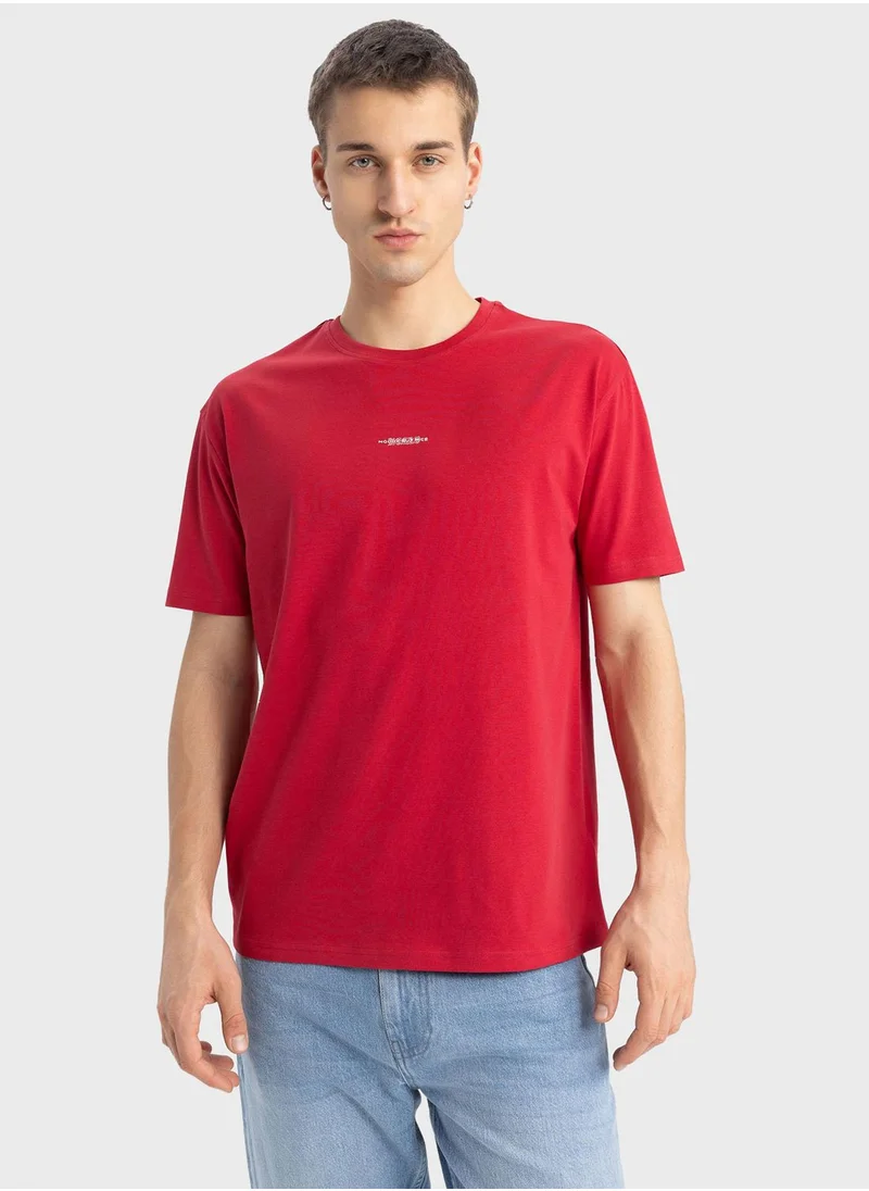 ديفاكتو Regular Fit Crew Neck Printed T-Shirt