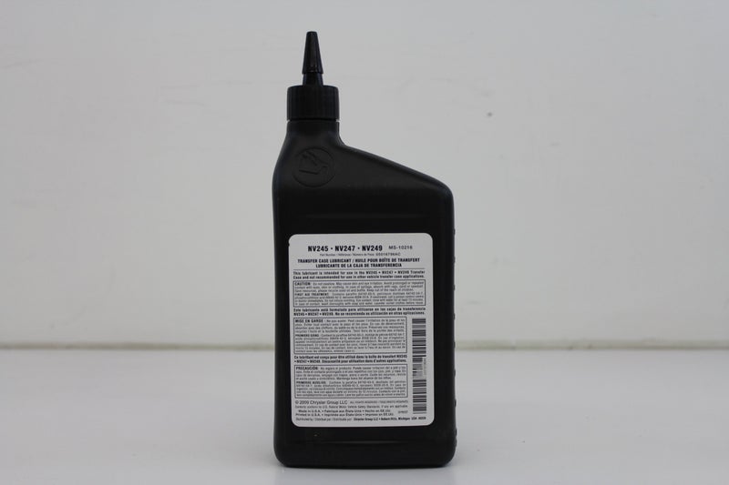 Chrysler 5016796AC Lubricant-TRANSFERCASE, 32. Fluid_Ounces, 1 Quart , Black - Image 2