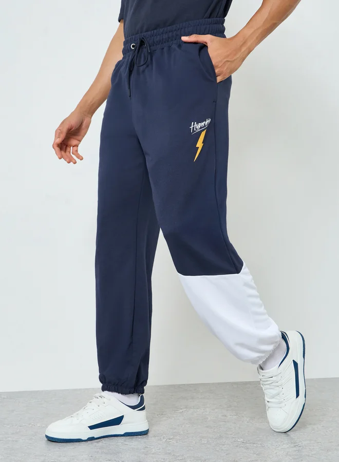 Men Navy Color Block Joggers with Drawstring