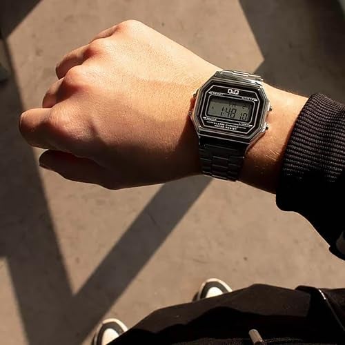 Q&Q Vintage Watch Retro Digital Stainless Steel Unisex Watch Silver Metal Strap - G17A-001JY - Image 5