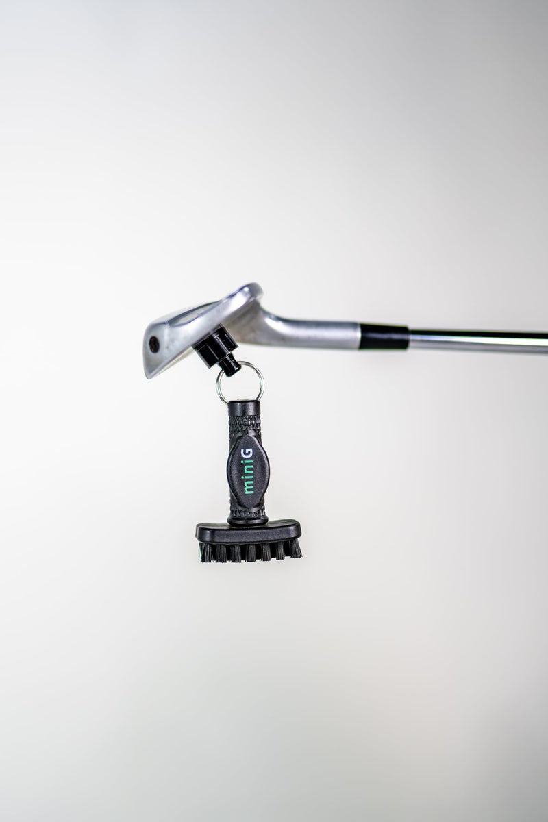 Grooveit Mini Golf Brush The Small MiniG 'Dry Scrubber' Features A Detachable Magnet, Heavy-Duty Nylon Bristles, and 3-Yr Warranty - Used On All Professional Golf Tours - Golf Accessory of 2023 - Image 3