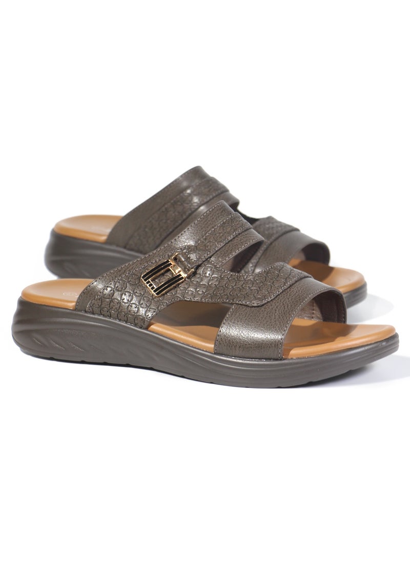 Men’s Arabic Sandals - Ultra-Soft, Lightweight, and Breathable Slip-On Slippers with Flexible Midsole - Anti-Slip, Waterproof, and Odorless Design for Outdoor, Medical, and Casual Wear - pzsku/Z76C000510C2AFEA3DEF0Z/45/_/1738355366/8f9851ce-ea0f-44f4-83e1-87f44914a0ee