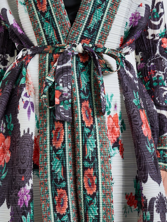 Take Two Printed Textured Pleated Open Front Abaya - Image 4