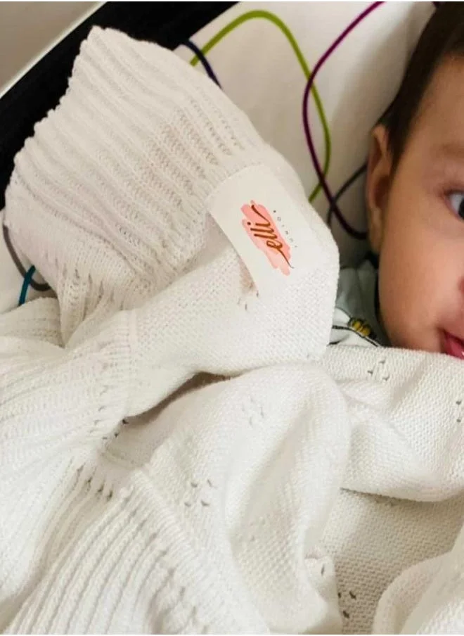 إيلي جونيور Milestone Memories & Snuggles Set- Baby Album, Soft Toys & Blanket