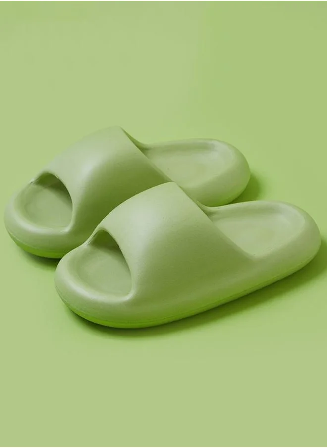 Sneak-a-Peek Thick Comfort Slides