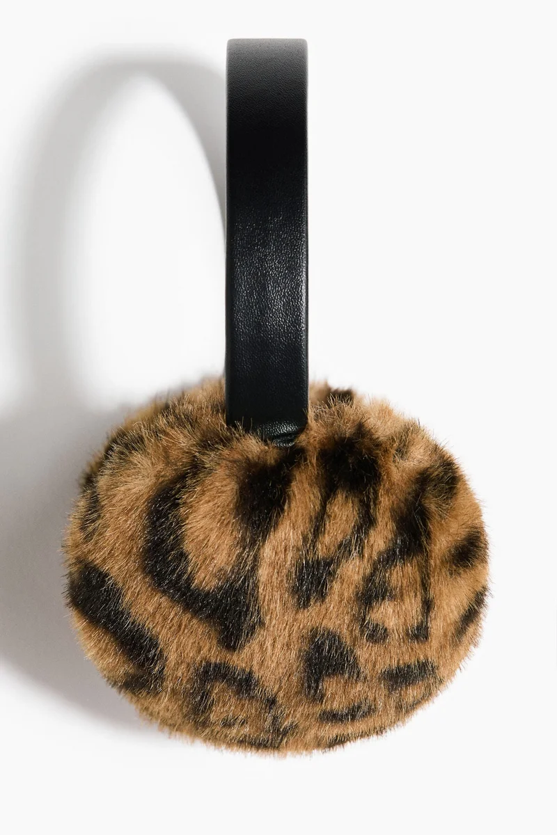 H&M Fluffy earmuffs