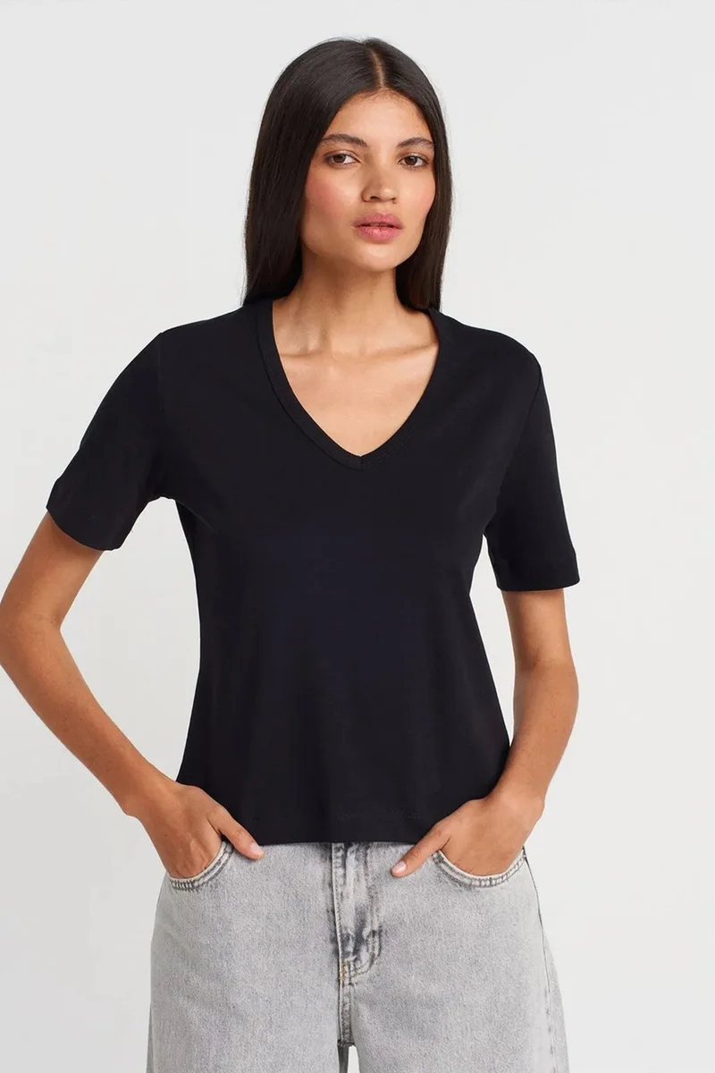 DILVIN Women's Cotton V-Neck T-Shirt