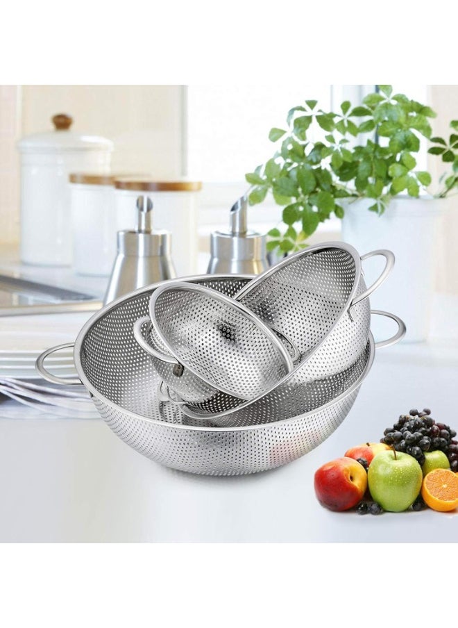 Generic - Streamline your kitchen prep with our Versatile Colanders & Food Strainers Collection. Designed for a range of tasks from rinsing and draining to straining and sifting, these essential tools combine functionality with durability to make food preparation effortless. - Image 1