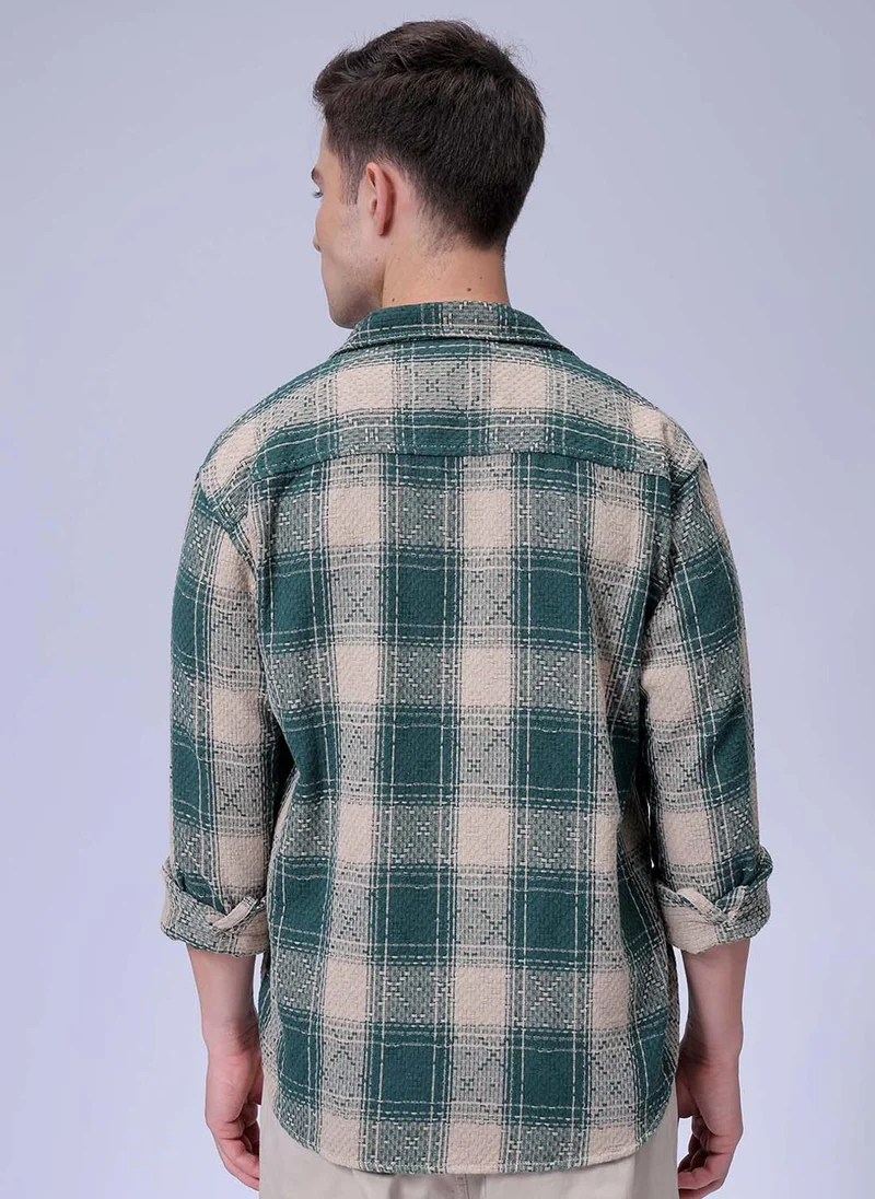 ذا انديان كراج كو Men Relaxed Fit Checkered Full Sleeves Cutaway Collar Casual Shirt