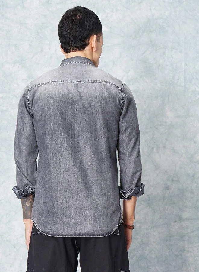 The Indian Garage Co Men Slim Fit Solid Full Sleeves Cutaway Collar Street Wear Denim Shirt