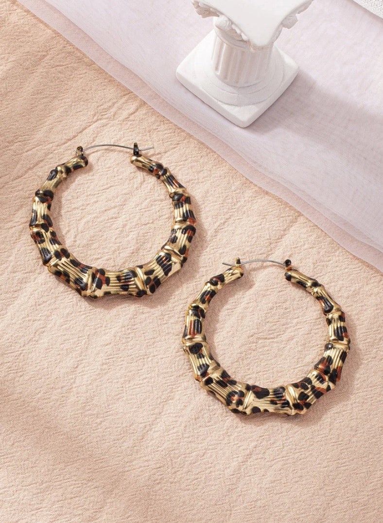 إيكوال حلق اذن نسائي دائري بتصميم ترندي وأنيق وعالي الجودة - Image 2