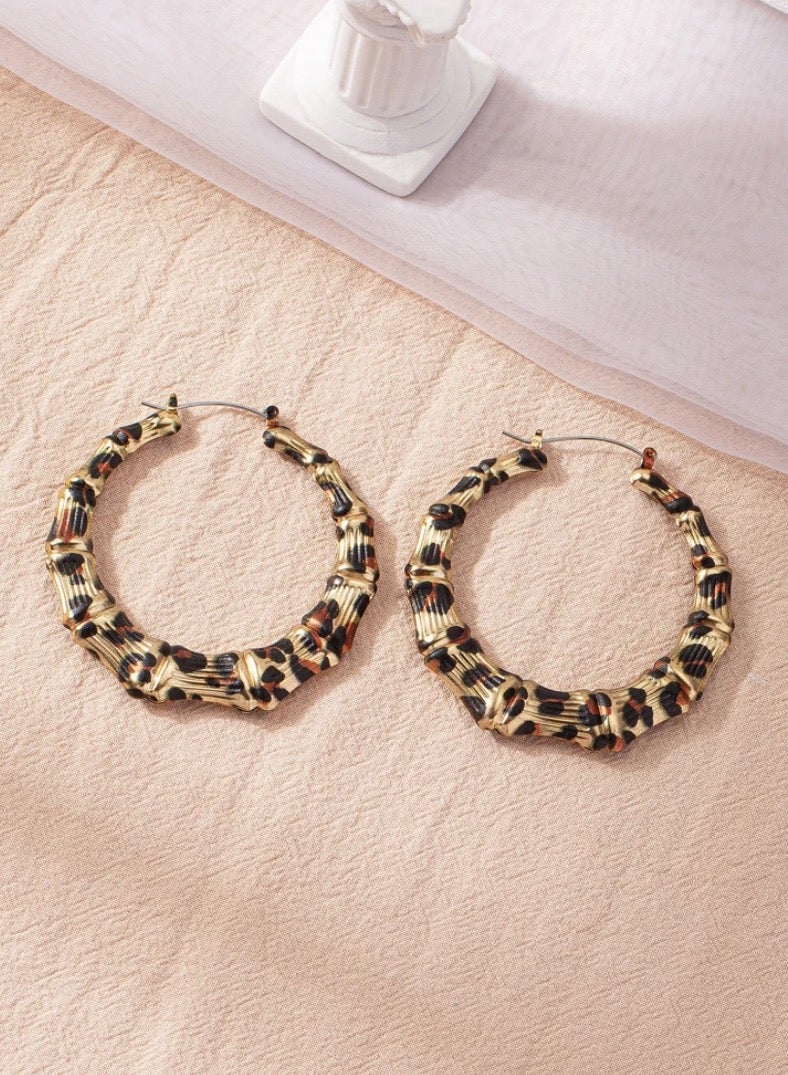 إيكوال حلق اذن نسائي دائري بتصميم ترندي وأنيق وعالي الجودة - Image 4