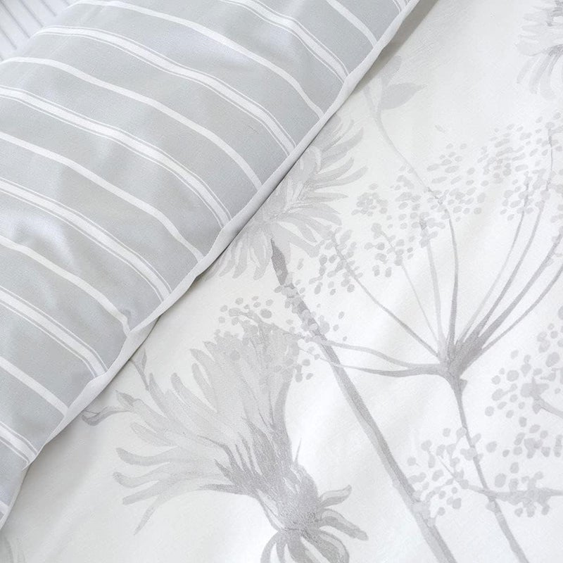 Meadowsweet Floral Reversible Super King Duvet Cover Set with Pillowcases White - Image 4