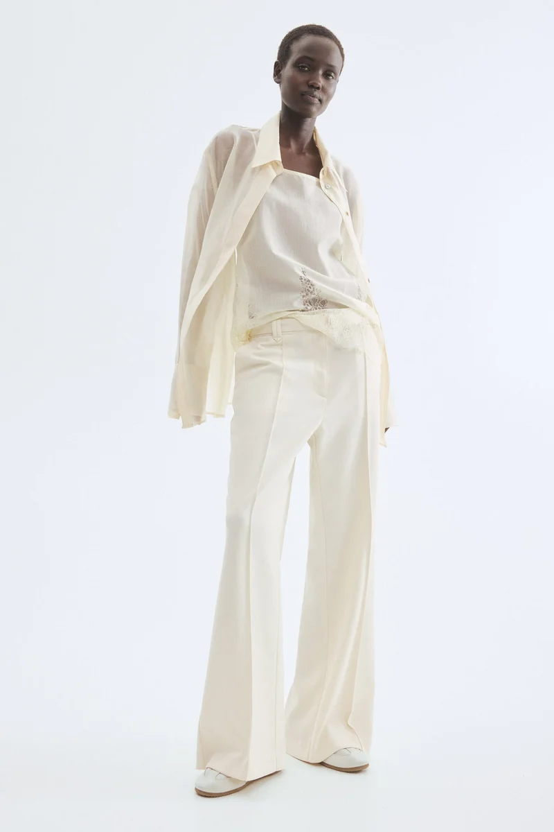 اتش اند ام بنطلون بحافة واسعة مع حزام