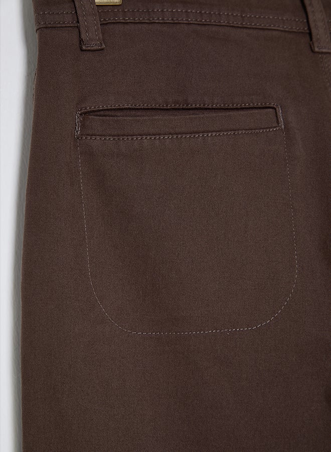 trendyol Limited Edition Unisex Balloon Fit Woven Gabardine Cotton Trousers TMNAW25PL00011  - Image 4