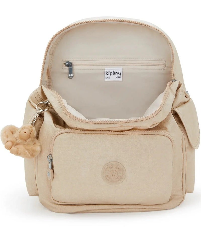 كيبلينغ حقيبة ظهر نسائية صغيرة سيتي باك  - بيج لامع - Image 4