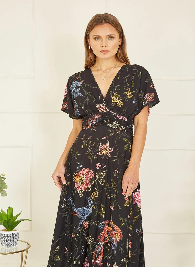 يامي Black Viscose Bird and Floral Print Kimono Midi Dress