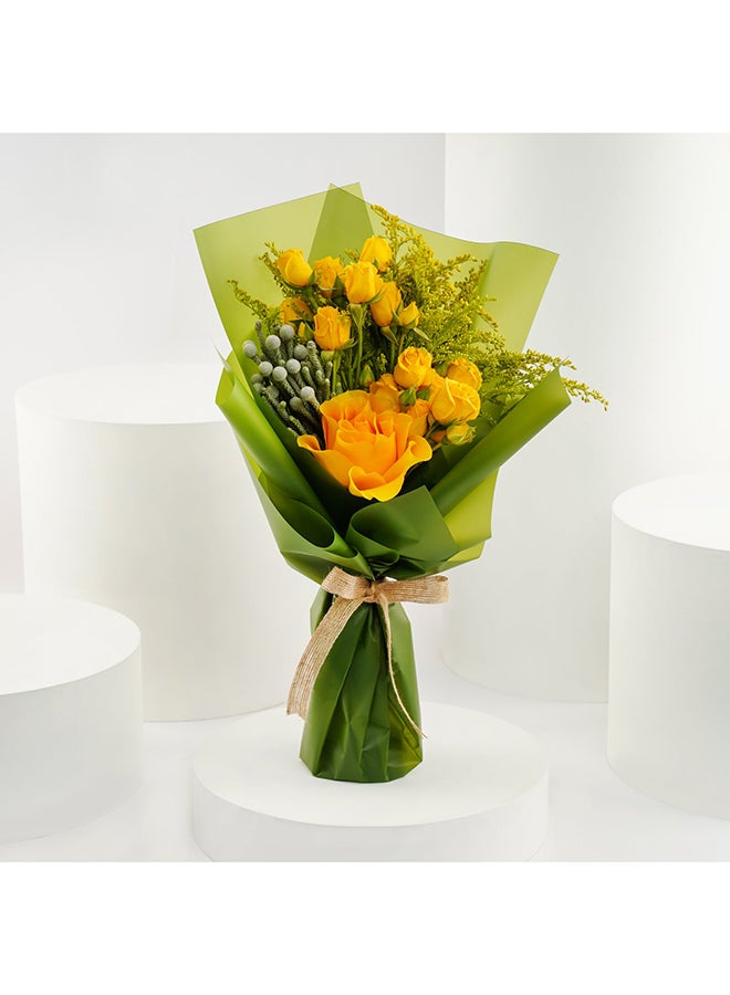 Ferns N Petals Yellow Elegance Roses N Spray Rose Bouquet