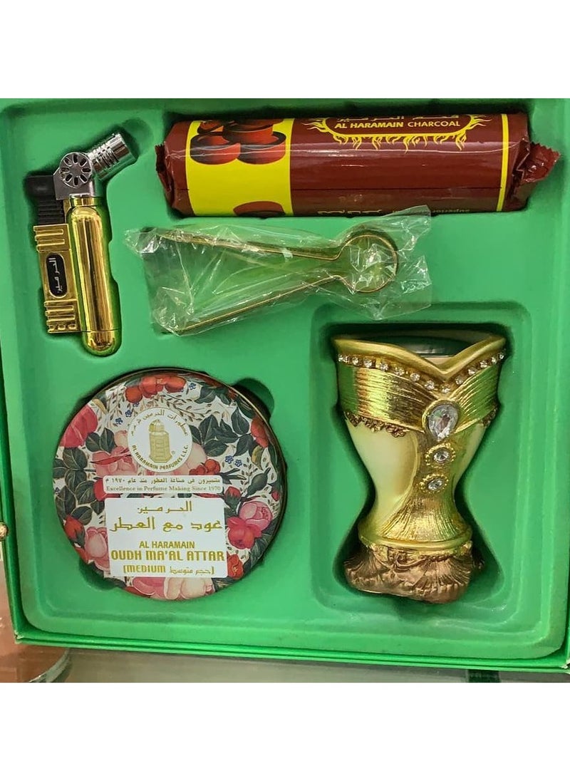 الحرمين - طقم المسافر بكج المسافر بخور الحرمين عود مع العطر مع الفحم  مع اللاقط مع الشعله - Image 1