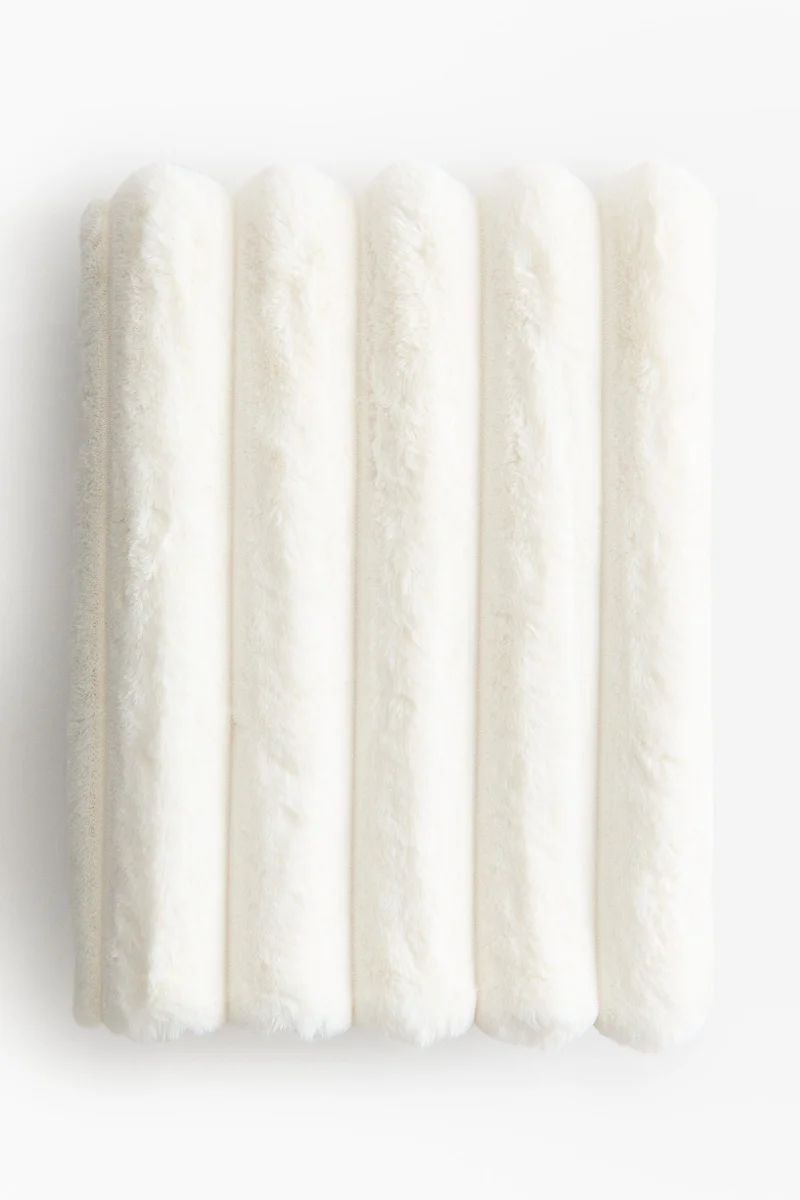 H&M Fluffy blanket