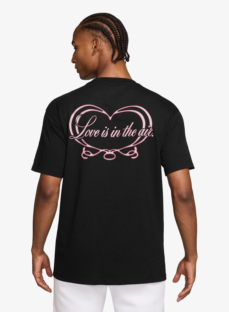 Nike Nsw Club Oc Standard F1 T-Shirt - Image 2