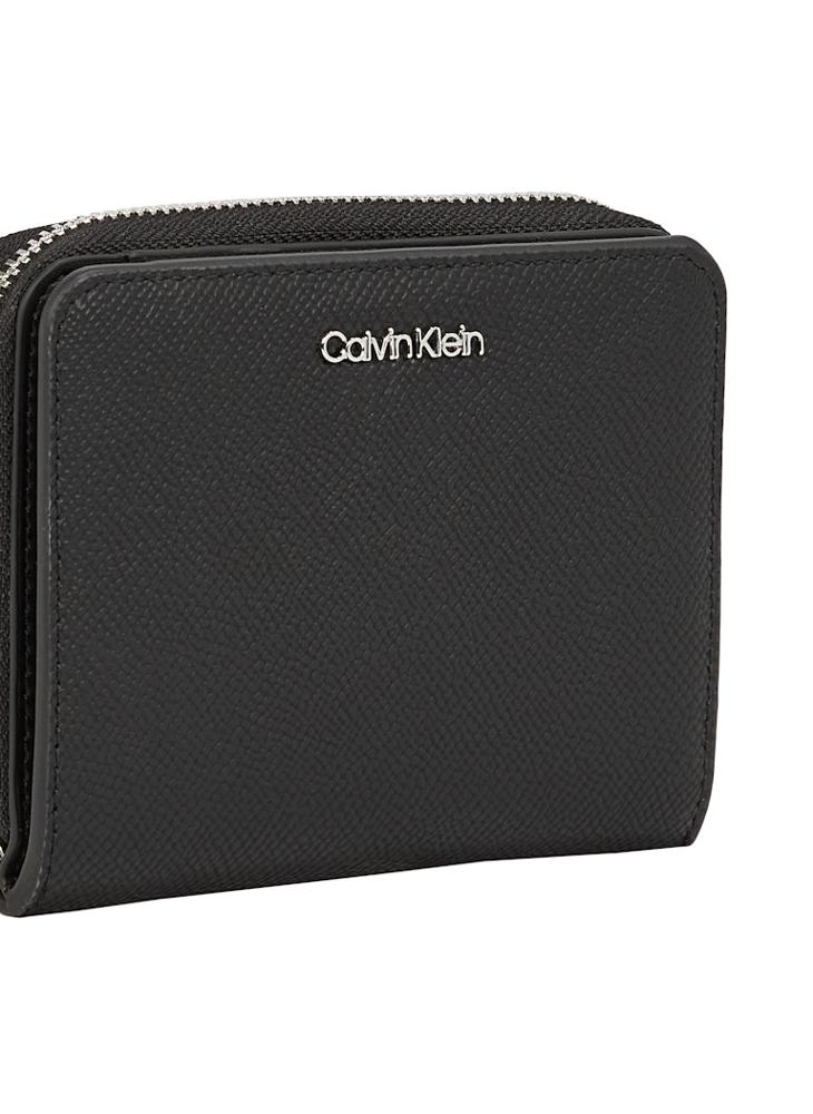 CALVIN KLEIN Must Medium Zip Around Wallet  - Image 3