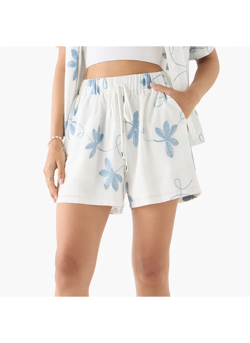 تواكستريمز 2Xtremz Leaf Embroidered Leaf Shorts with Drawstring Closure and Pockets