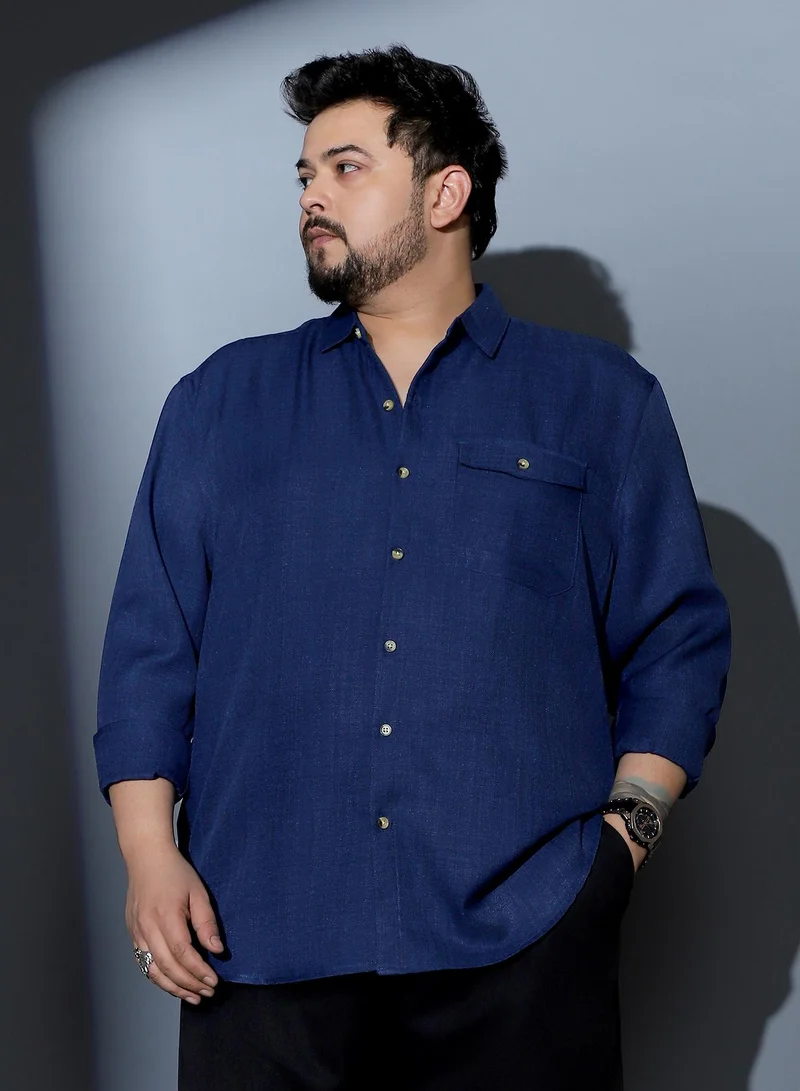 انستافاب بلس قميص رجالي سادة من دوبي بياقة ممتدة وأكمام طويلة بأزرار وحافة منحنية