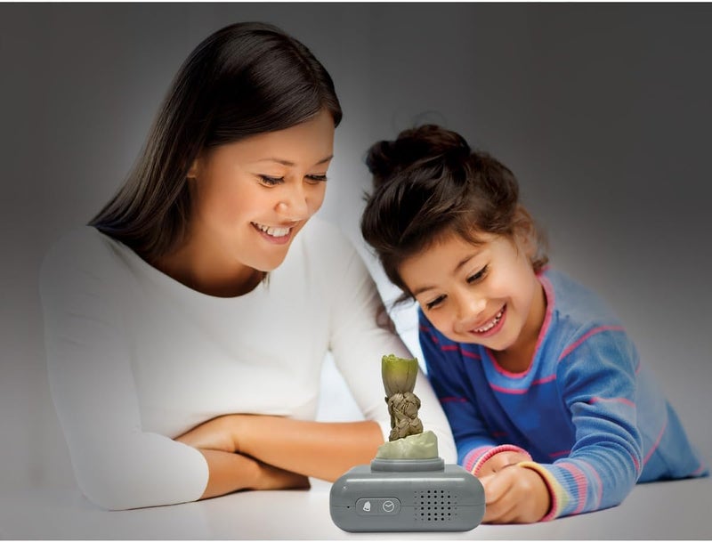 ليكسيبوك، مارفل حراس المجرة، ساعة منبه غروت مع ضوء ليلي، أصوات وألحان، شاشة LCD خلفية، مضيئة، غفوة، رمادي/بني، RL800GG - Image 5
