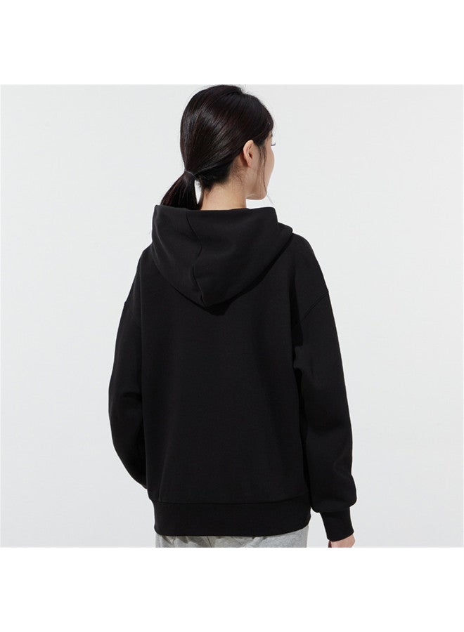 PUMA هودي رياضي بسيط ومتعدد الاستخدامات مزود ببطانة من الفليس ومقاوم للرياح للنساء بأكمام طويلة وقبعة قصيرة - Image 4