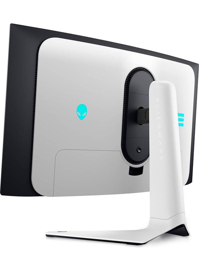 ديل شاشة Alienware 32 بوصة 4K QD-OLED منحنية للألعاب، 4K UHD 3840x2160 @ 240 هرتز، 0.03 مللي ثانية G-to-G، AdaptiveSync & NVIDIA G-Sync، 1 مليار لون، DCI-P3 99% Dolby Vision، DP 1.4 / HDMI 2.1، USB-C - Image 5