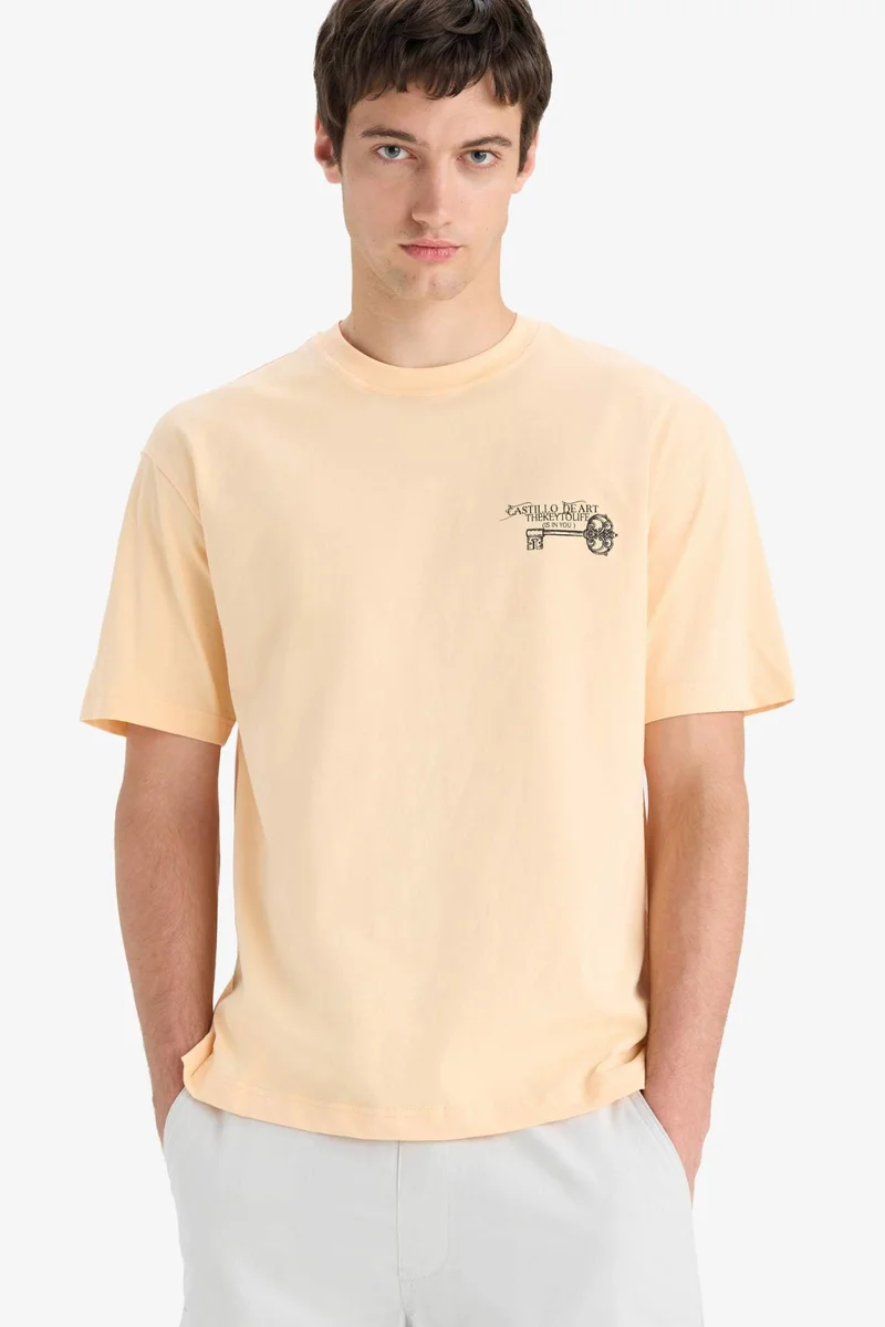 ديفاكتو Cotton Boxy Fit Crew Neck Printed T-Shirt