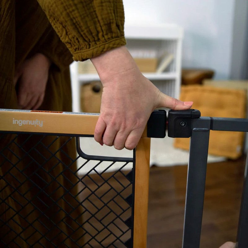 ingenuity Summer by Ingenuity  - Doorway 36S Baby & Dog Gate – Fits 28-36" Wide, Pressure Mount, Honey Oak, Ages 6–24 Months - Image 5