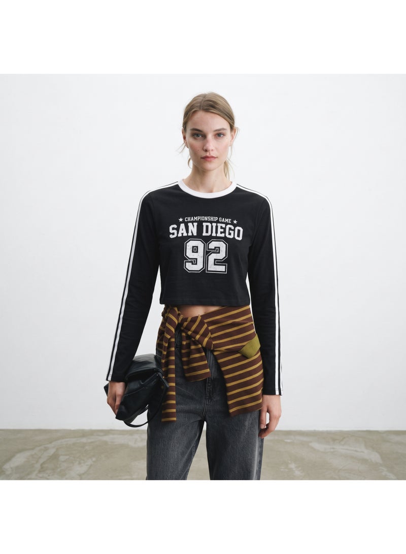 LOUD UNIVERSE Women's Retro-Inspired Long-Sleeve Crop Top - Image 3