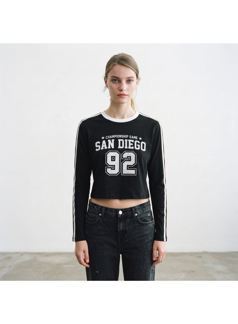 LOUD UNIVERSE Women's Retro-Inspired Long-Sleeve Crop Top - Image 1