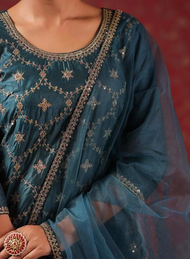 آي شين طقم كورتا وبنطال مع شال بلون تيل بخليط حرير