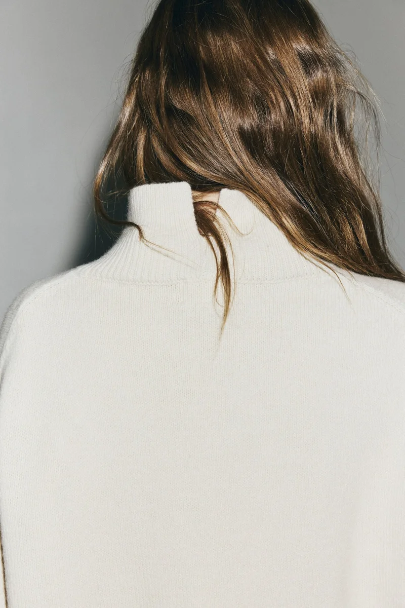 H&M Seam-detail turtleneck jumper