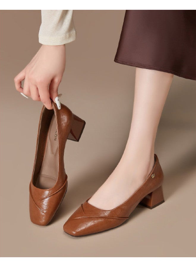 YEARCON Years Spring And Autumn New Daily Slip-on Commute Square-toe Women's Flats, Minimalist Chunky Heel Wrinkle-textured Fashion Shoes - Image 1