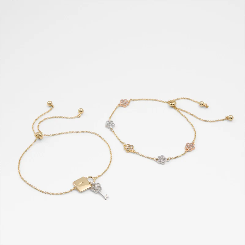 الدو FASTENEDLOVE