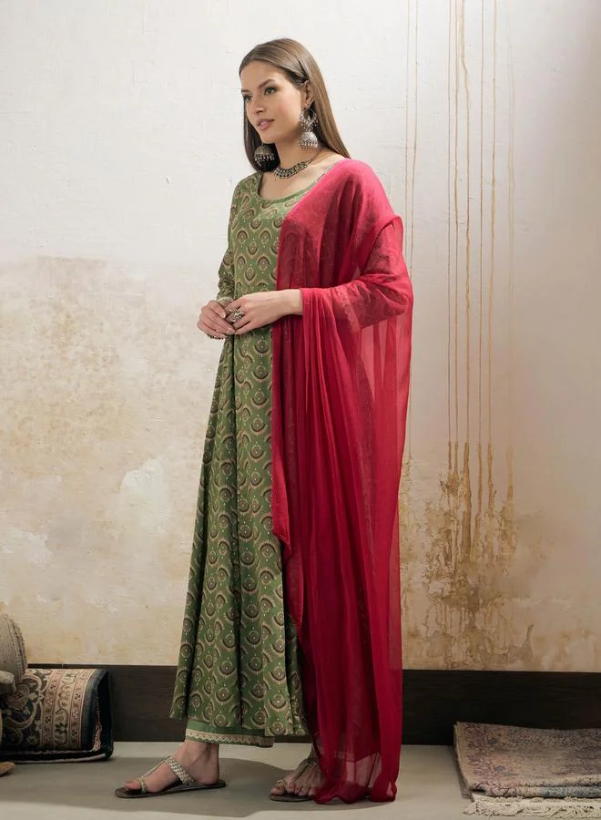 SASSAFRAS SASSAFRAS Green Floral Print Anarkali Kurta with Pencil Pants and Dupatta Set