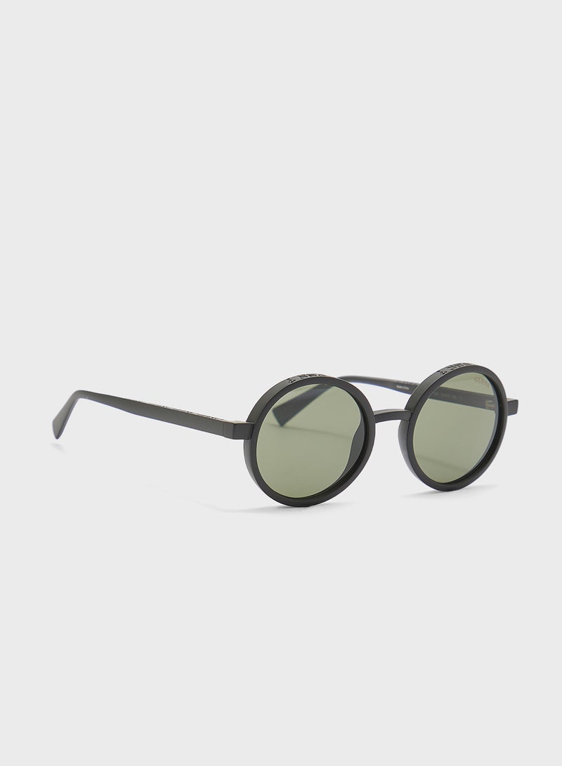 GUESS Gu0023402N50 Round Sunglasses  - Image 1