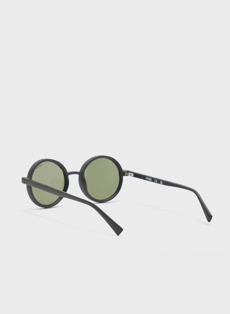 GUESS Gu0023402N50 Round Sunglasses  - Image 2