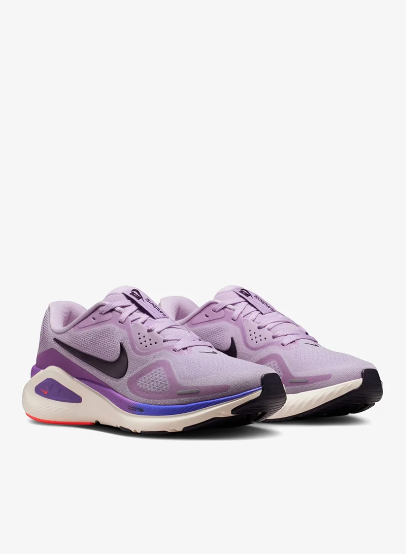 نايكي أحذية جري نسائية هيكلية للطرق مقاس