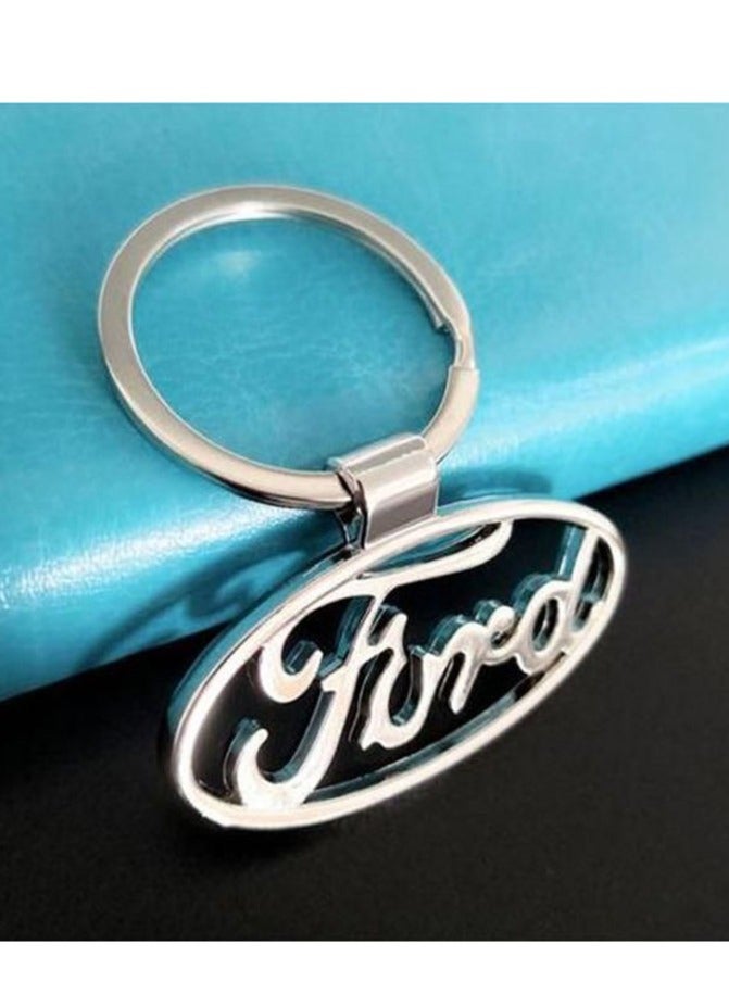 ميدالية مفاتيح معدنية بلون فضي بتصميم علامة سيارة فورد - Image 1