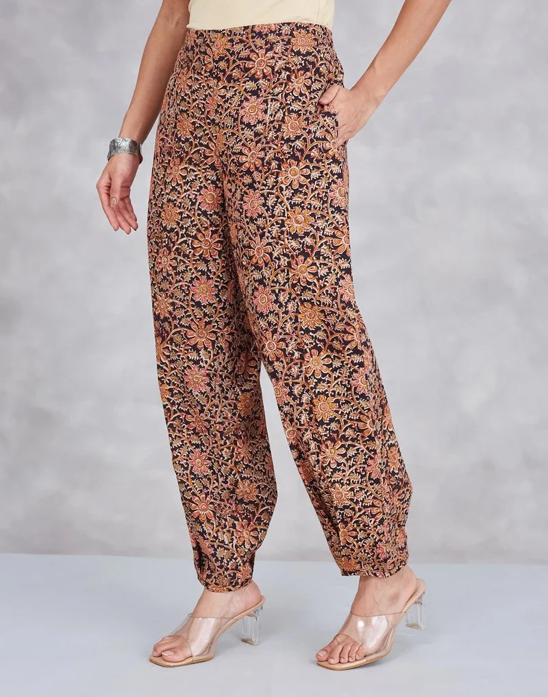 فاب انديا كلامكاري قطن أسود مطبوع سامفورتي سالوار